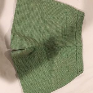 New Banana Republic green shorts sz 6